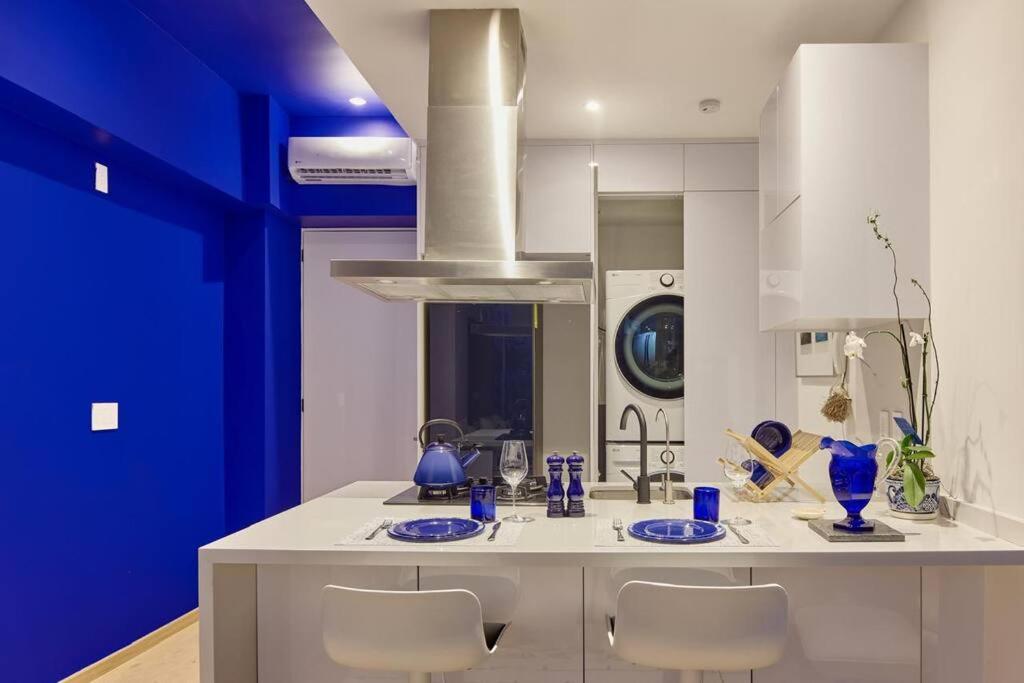Suite Maximo azul Cibeles AC in front of Contramar photo 3
