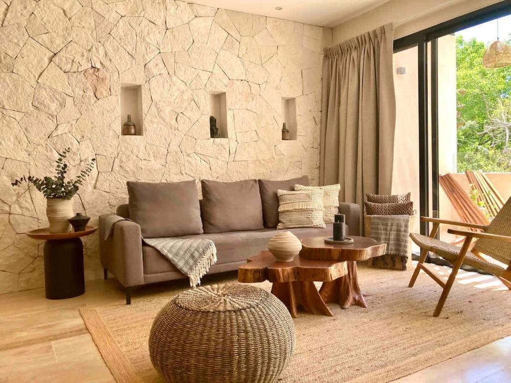 Stunning 2 Bedroom Apartment at Condo with Best Tulum Infinity and Jacuzzi by Waves Management photo 2