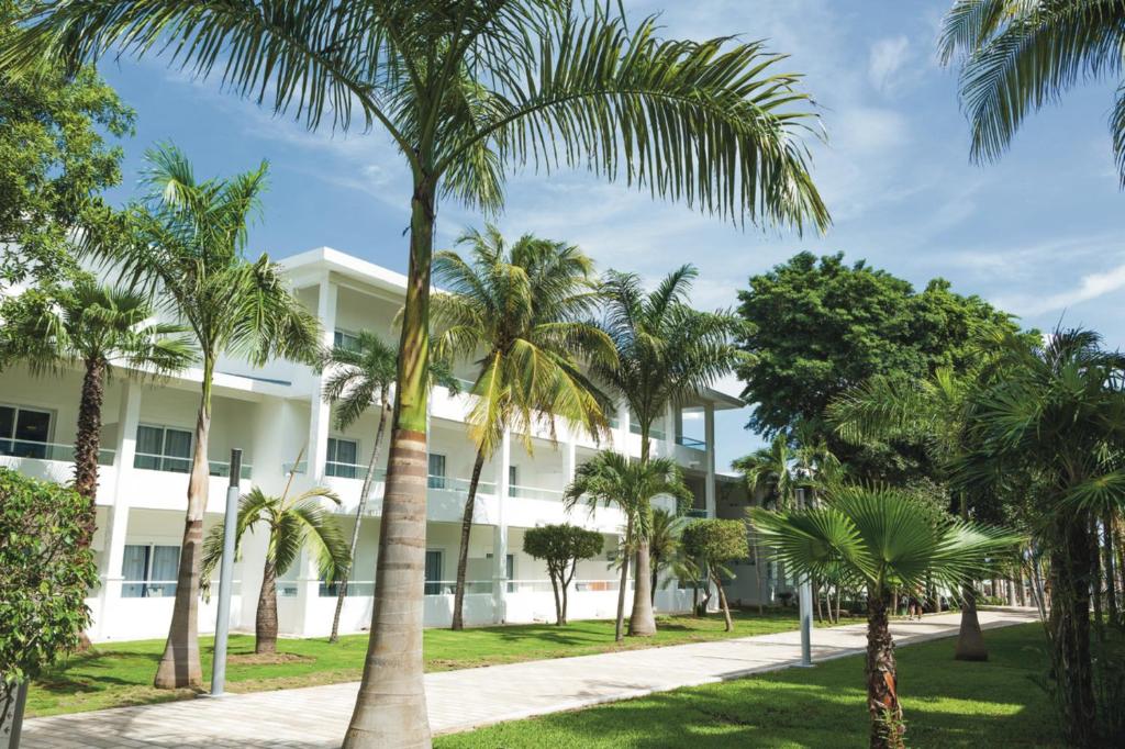 Riu Playacar - All Inclusive photo 3