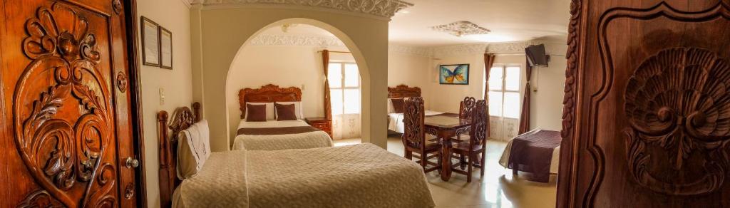 Hotel Royal Puebla photo 2
