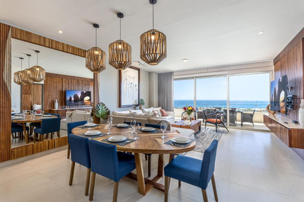 Top-Rated 3 Bedroom Ocean Views Infinity Pools photo 2