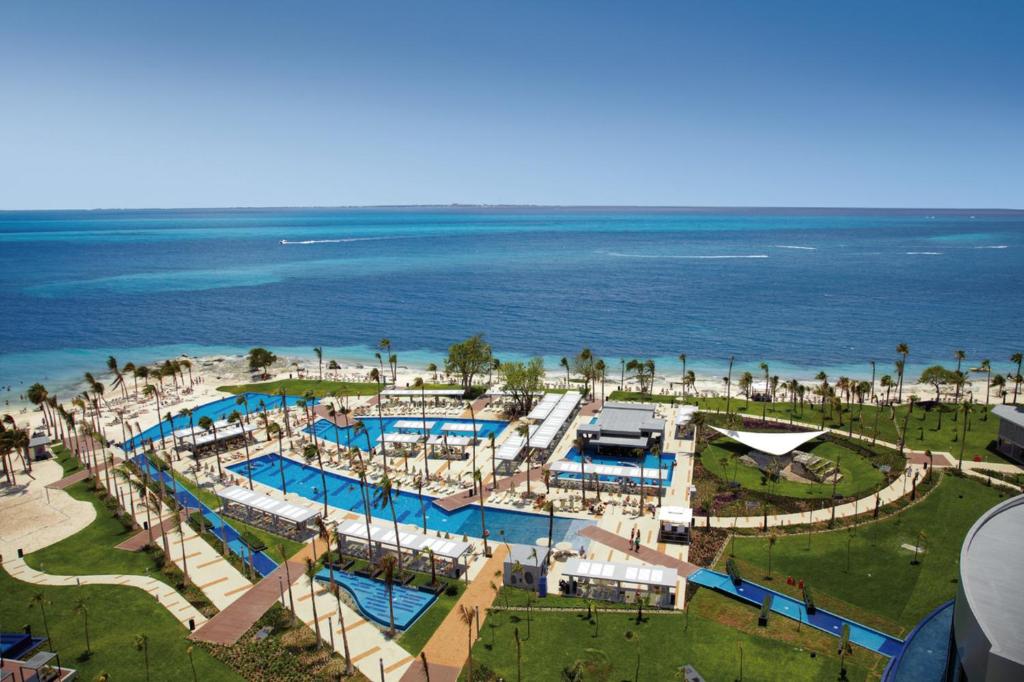 Riu Palace Peninsula - All Inclusive photo 2