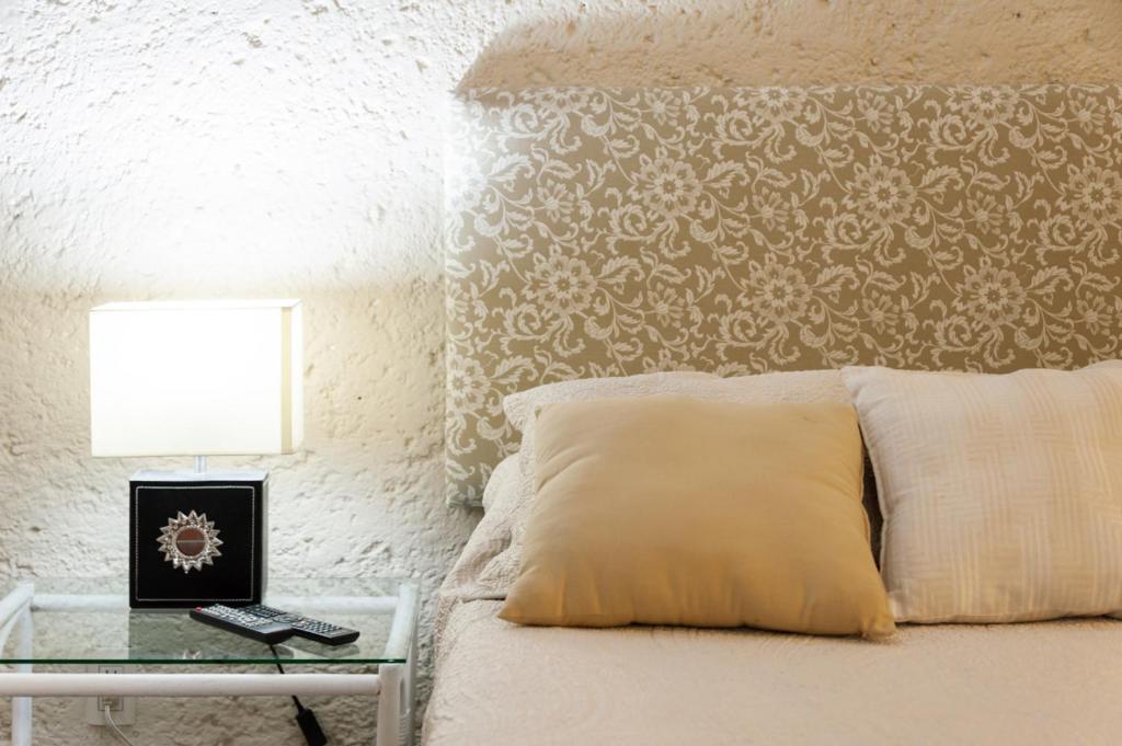 Suite 2B — photo 1