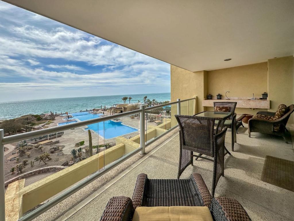 The Beachfront Oasis — photo 1