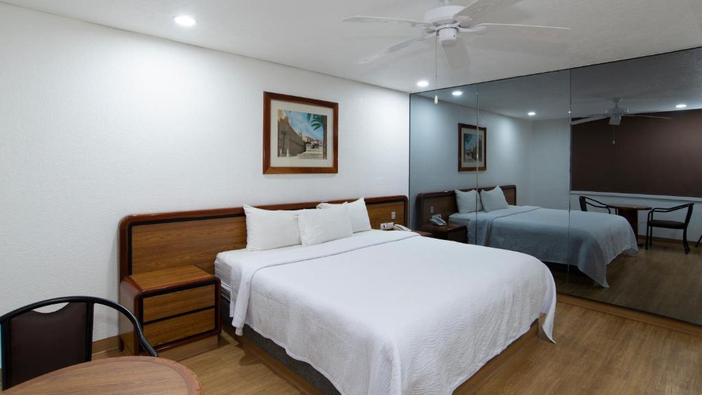 Hotel San Lucas photo 2