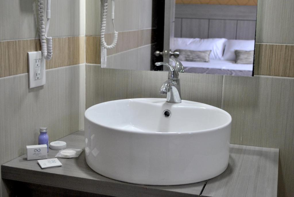 Hotel Infinity photo 3