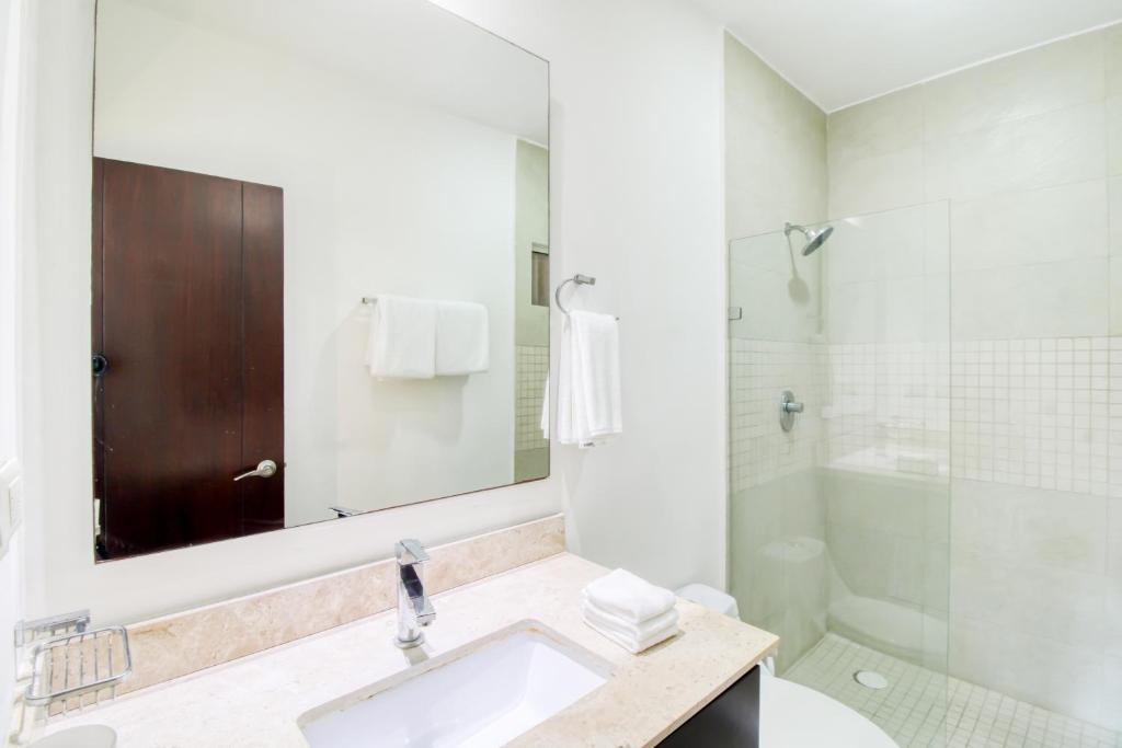 Booking.com: Hotels in Playa del Carmen. Book your hotel now! photo 3