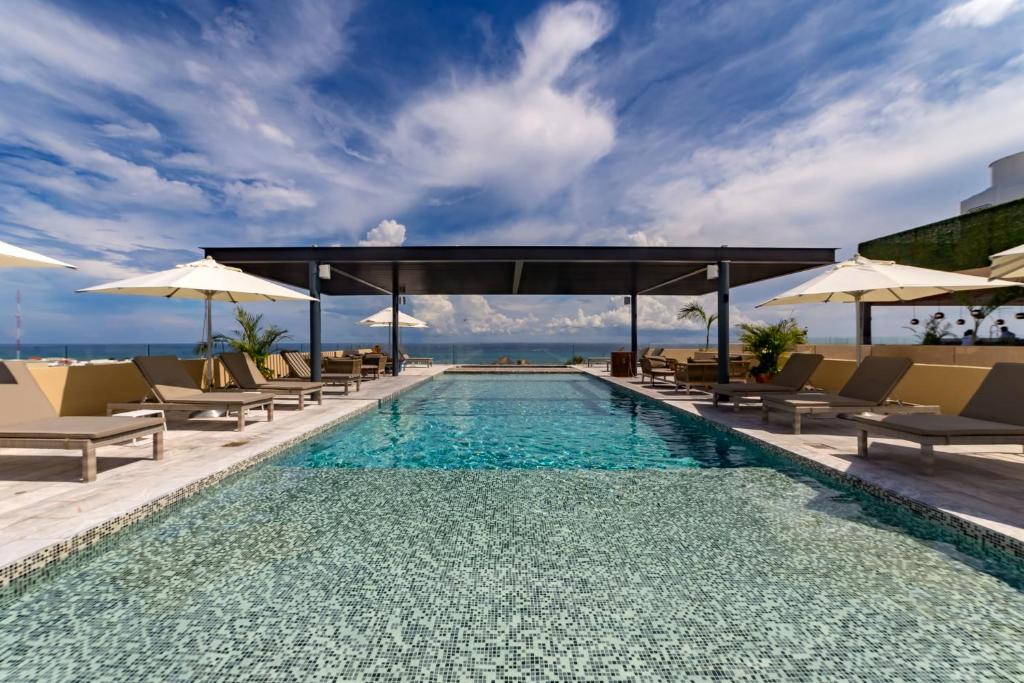 Singular Joy Vacation Rentals photo 3