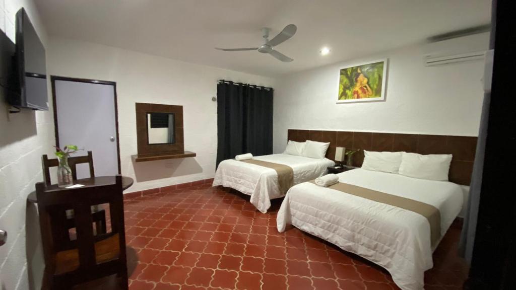 Hotel Zactun photo 2