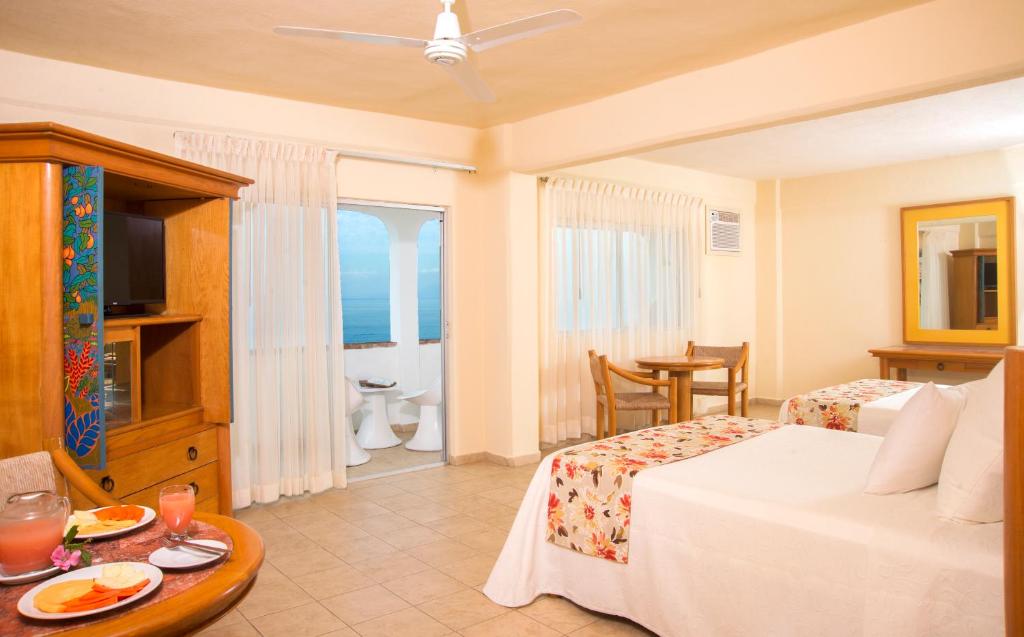 Tropicana Hotel Puerto Vallarta photo 3