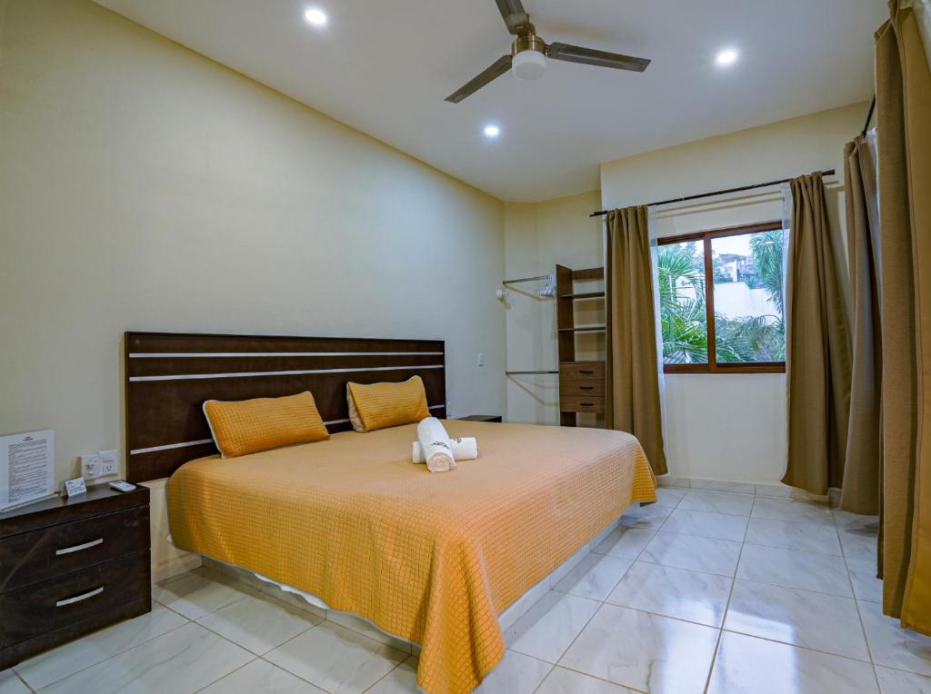 Hotel y Suites Los Encantos photo 2