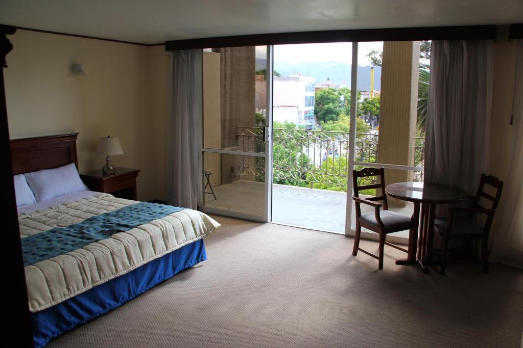 Hotel Tehuacan Plaza — photo 1