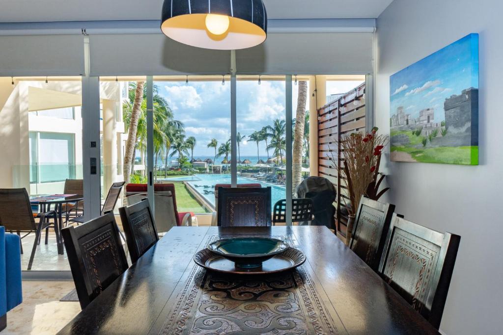 The Elements Oceanfront & Beachside Condo Hotel photo 3