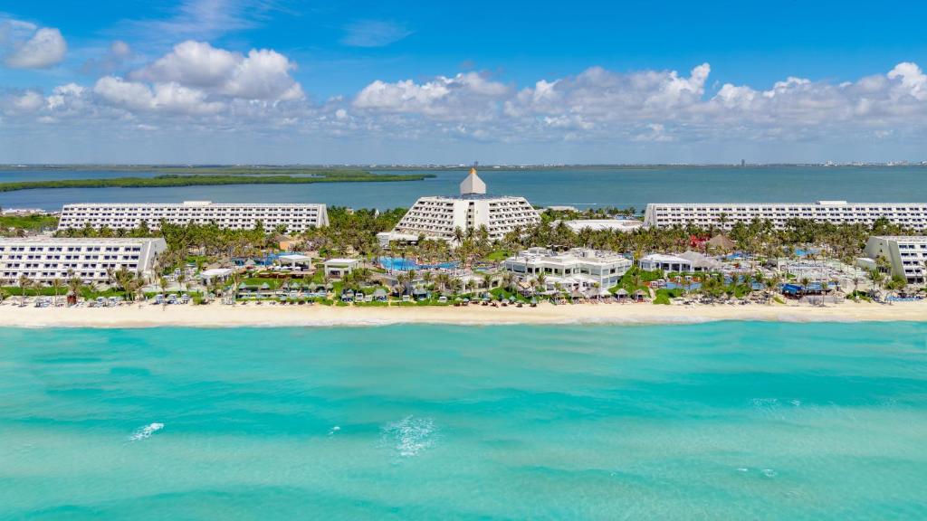 The Pyramid Cancun by Oasis - All Inclusive — photo 1