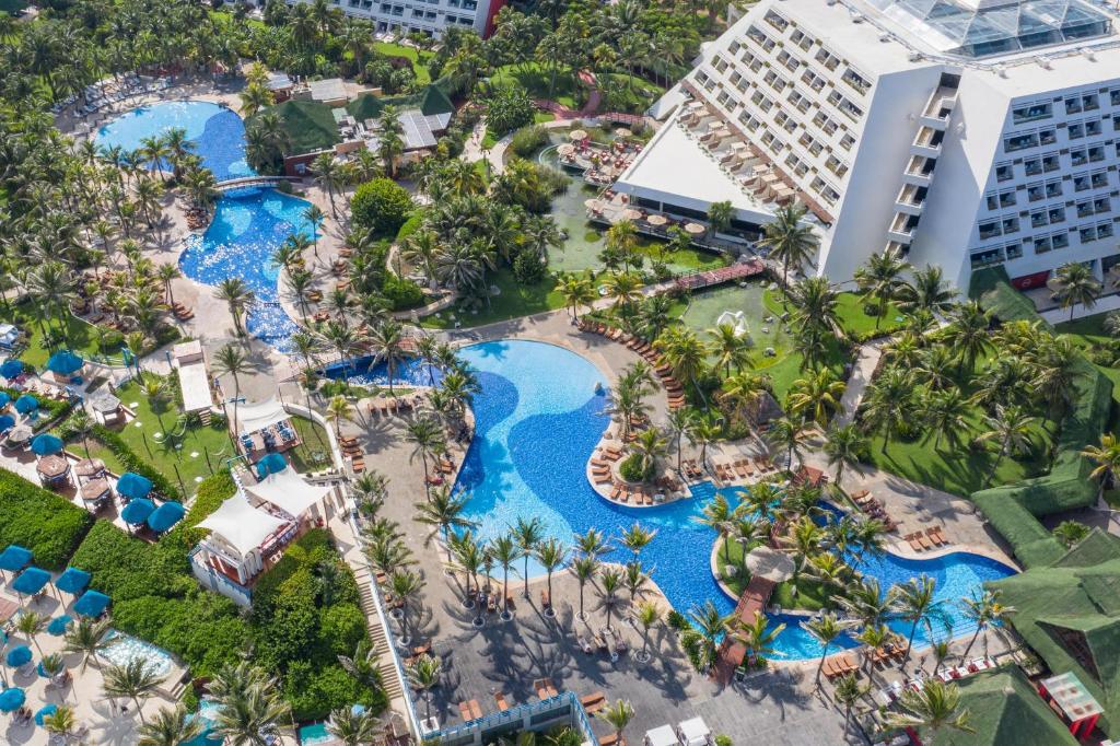 The Pyramid Cancun by Oasis - All Inclusive photo 3
