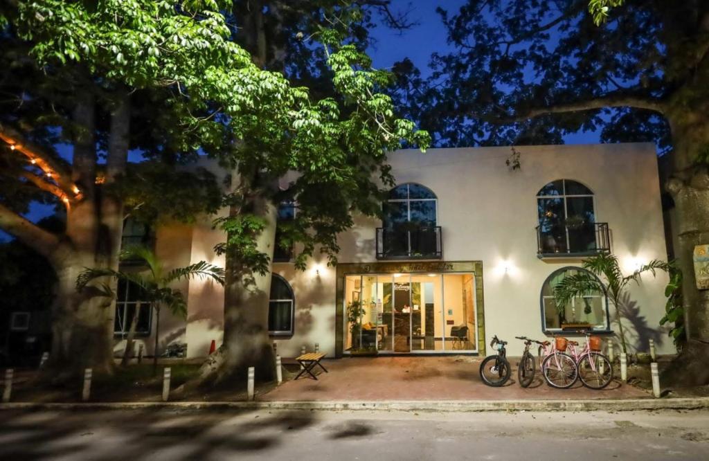 Hotel YA'AX HA' Bacalar — photo 1