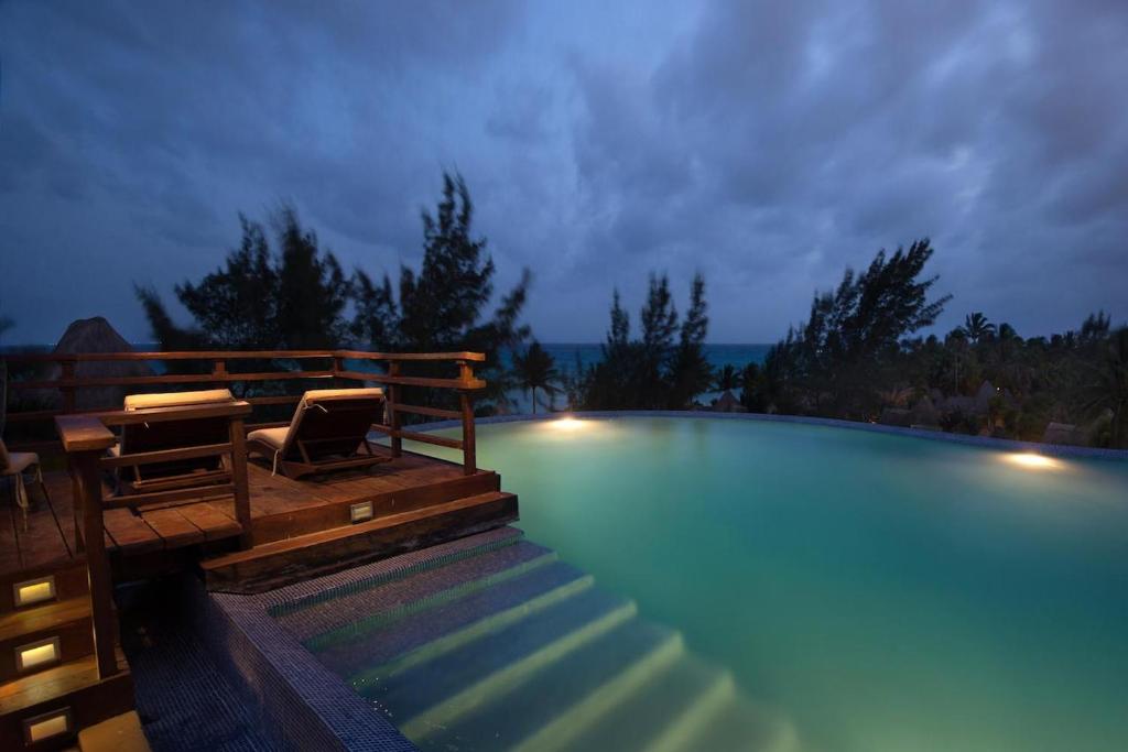 Secret Paradise — photo 1