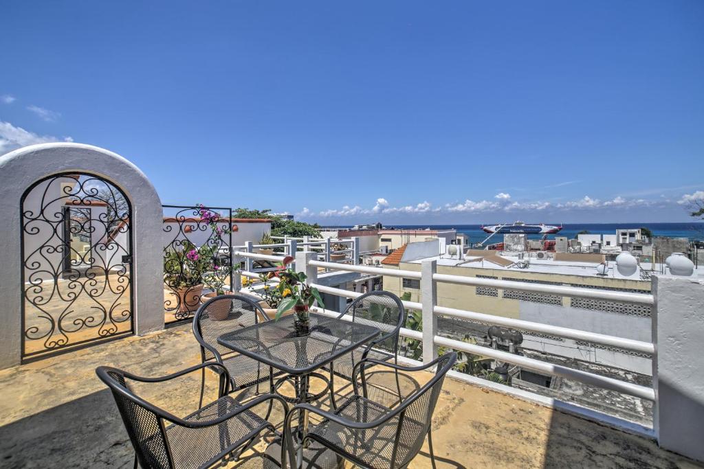 Gorgeous Penthouse Villa with Deck and Ocean Views! — photo 1