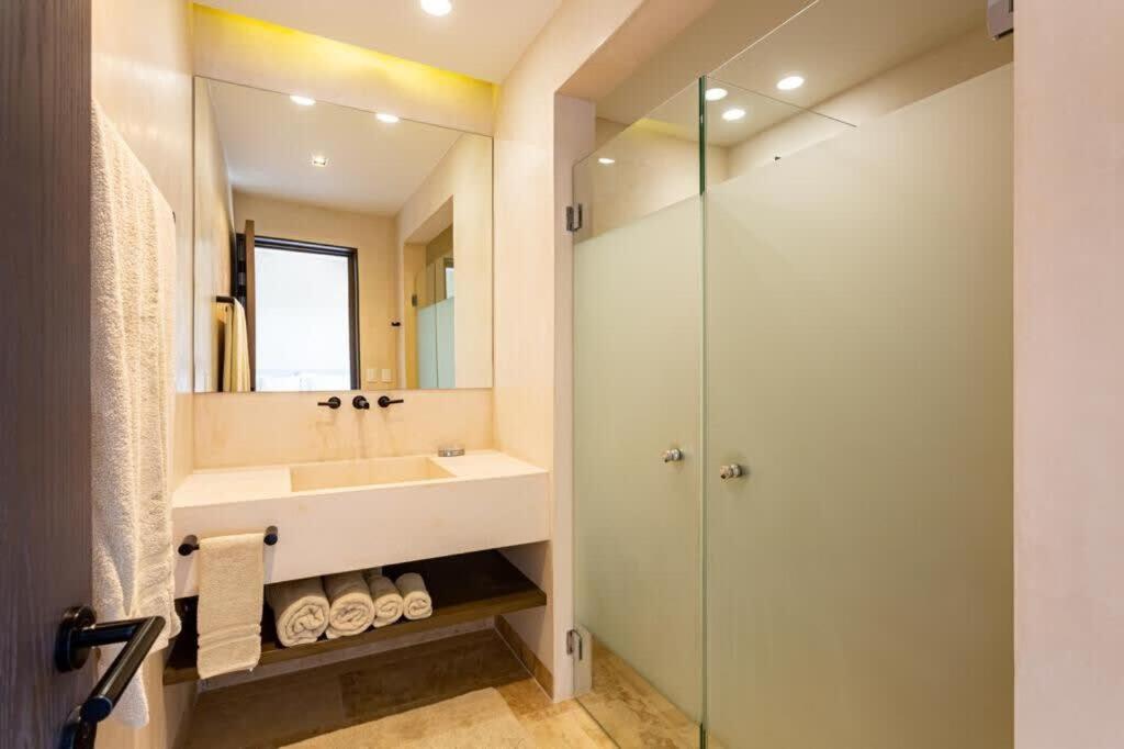 Stylish Apartment 3BR Beachview Villa Rooftop & Concierge photo 3