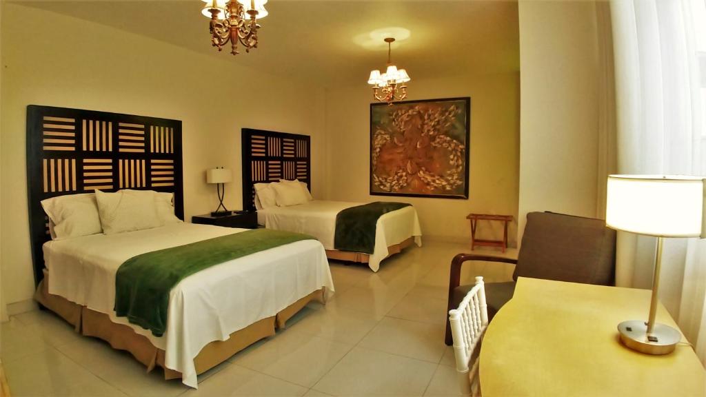 Hotel del Angel photo 2