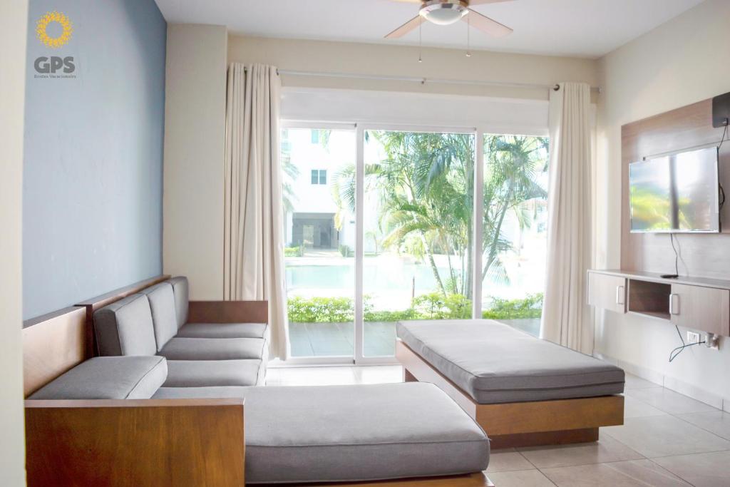 hermoso depa con vista a la marina by G P S rentas photo 2