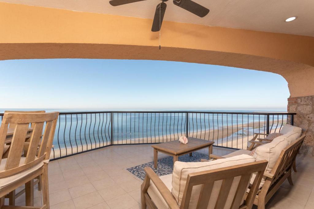 Sonoran Sea Resort Beachfront PENTHOUSE photo 3