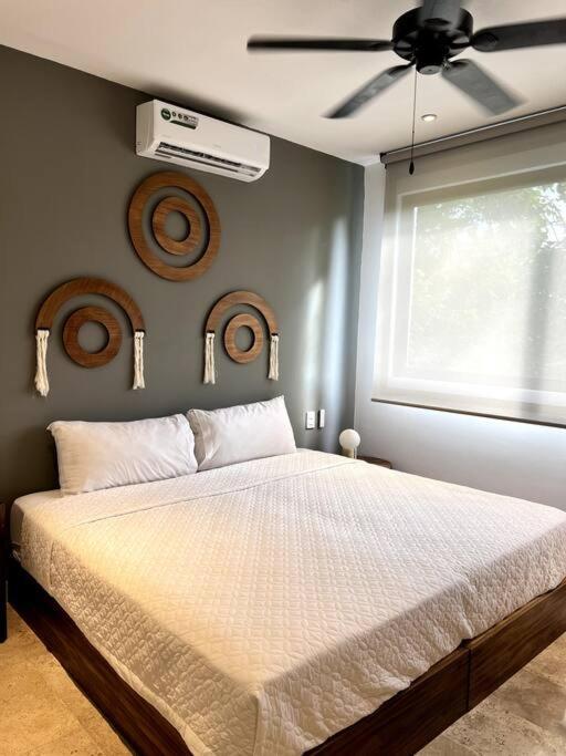 Room Rental Super Comfortable with Office Space! photo 2