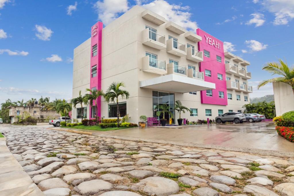 Hotel Yeah Rincón de Guayabitos — photo 1