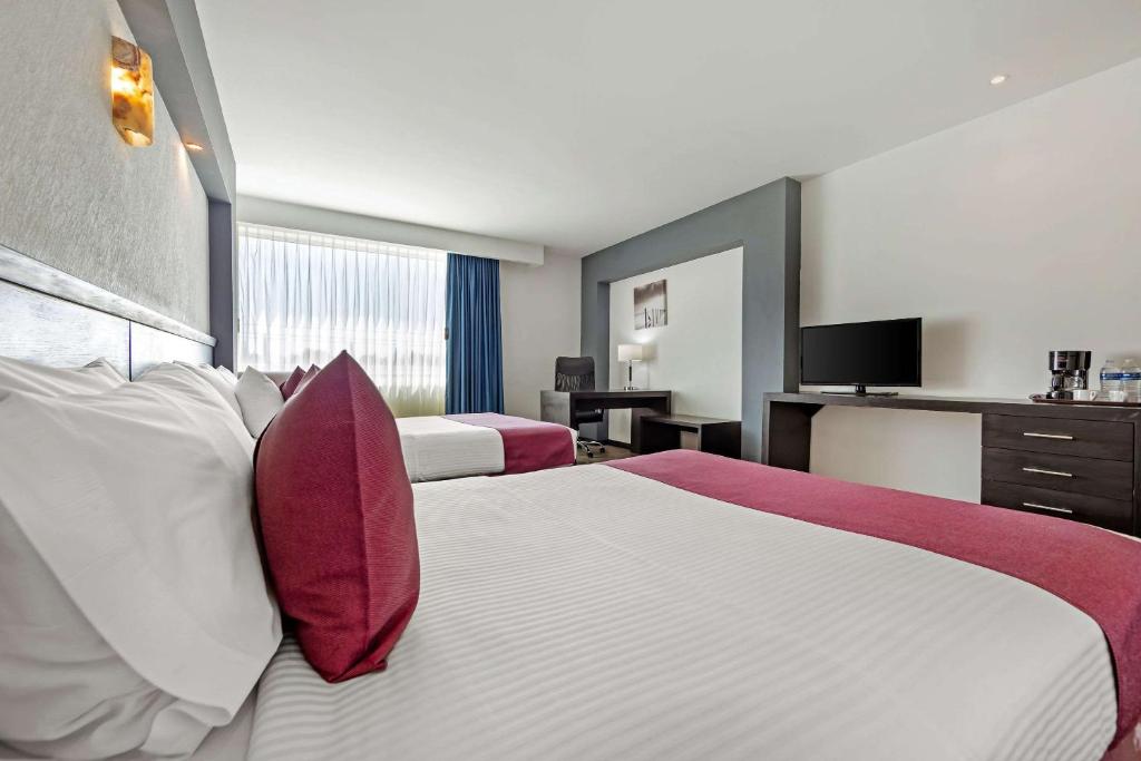 Comfort Inn Morelia photo 2