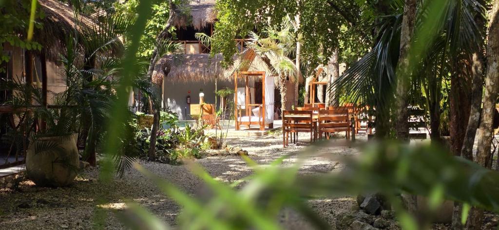 Hotel Kin Tulum Jungle Deluxe photo 2