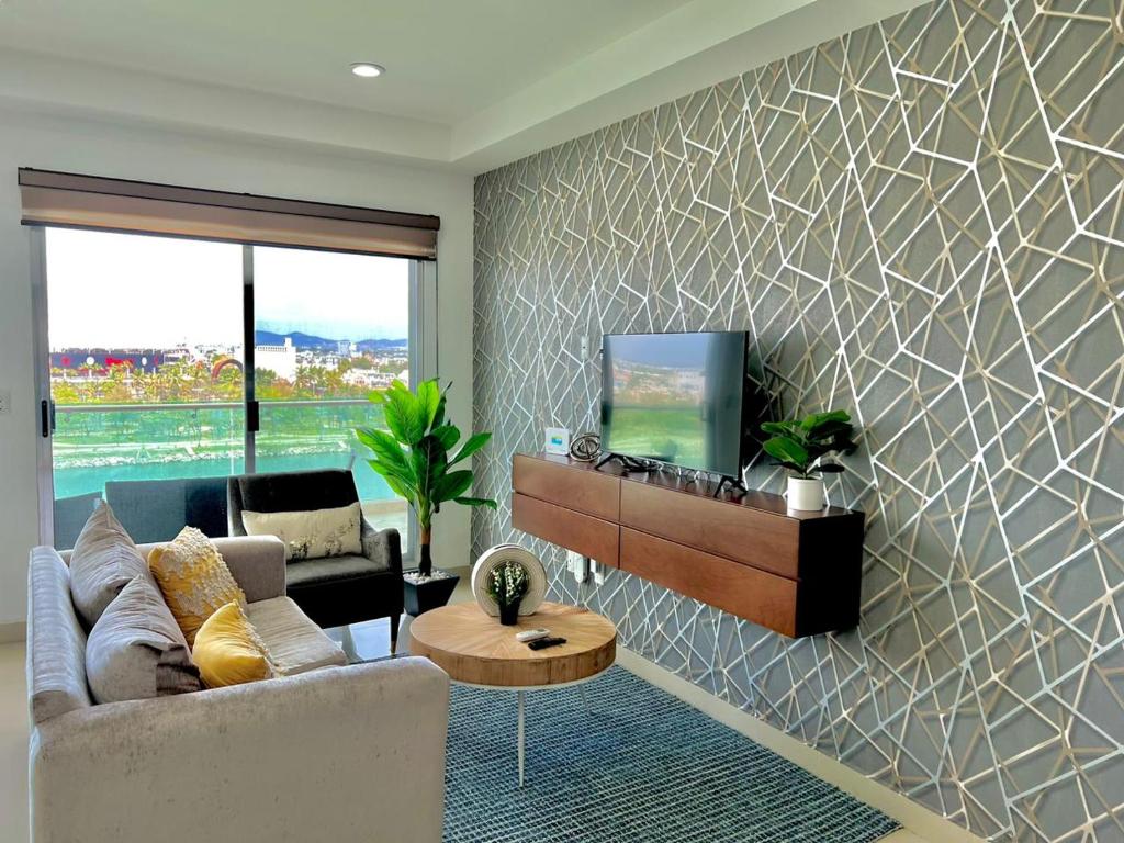 The One 6 Sobre el Malecón Vista al Estadio de Baseball — photo 1