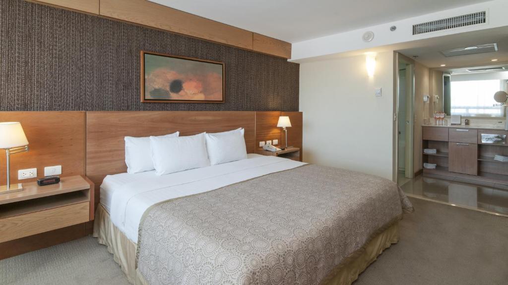 Staybridge Suites Guadalajara Expo by IHG photo 2
