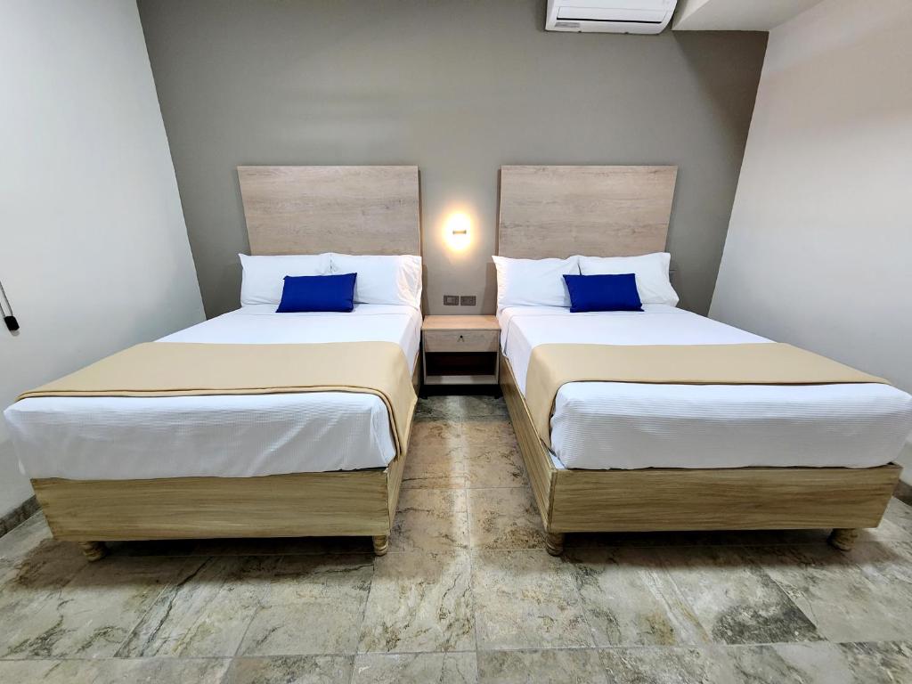 Hotel Roque photo 2