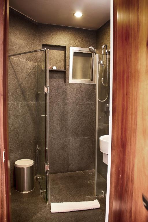 Suites Aura For Living photo 3