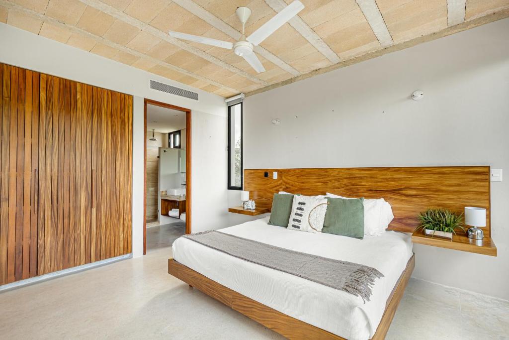 Sophisticated - Large Loft With Pool photo 2