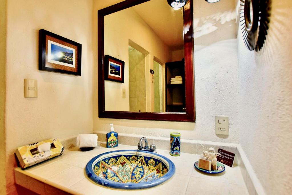 Riviera del Sol Amazing King Size Junior Suite 305 photo 3