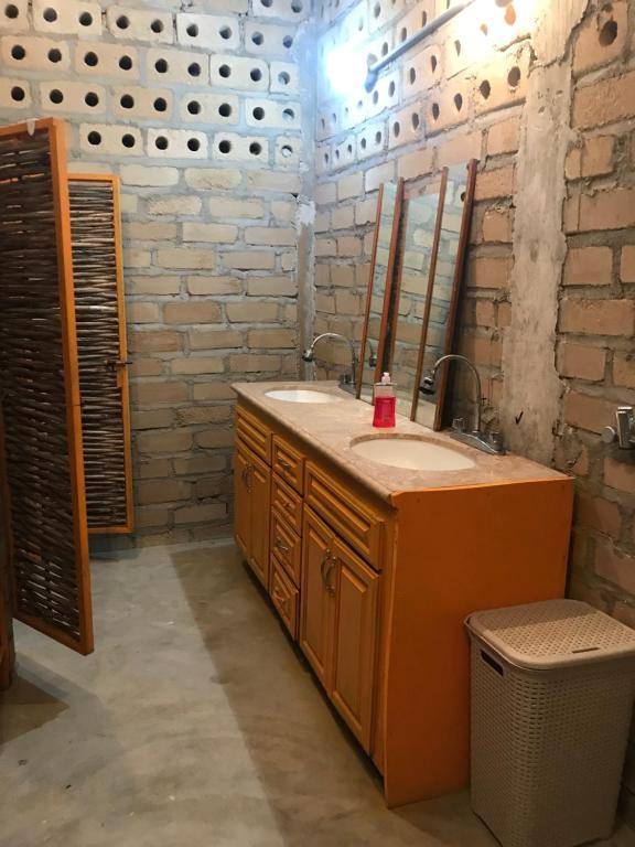 Susu’Z Village Hostel and Rooms photo 2