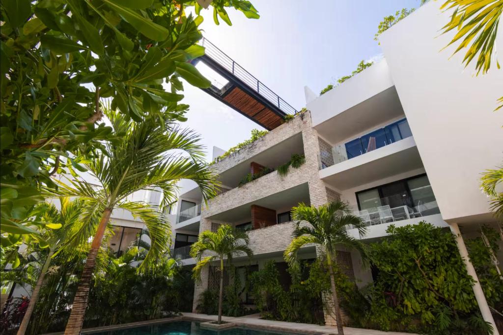 Spacious Tulum Condo for 10 Great Amenities photo 2
