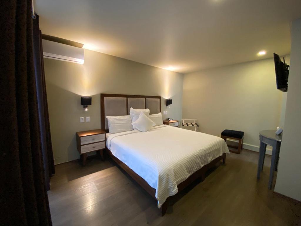 Suites Lerma 205 photo 2