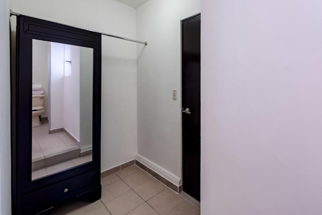 Suites Ejecutivas Monterrey photo 3