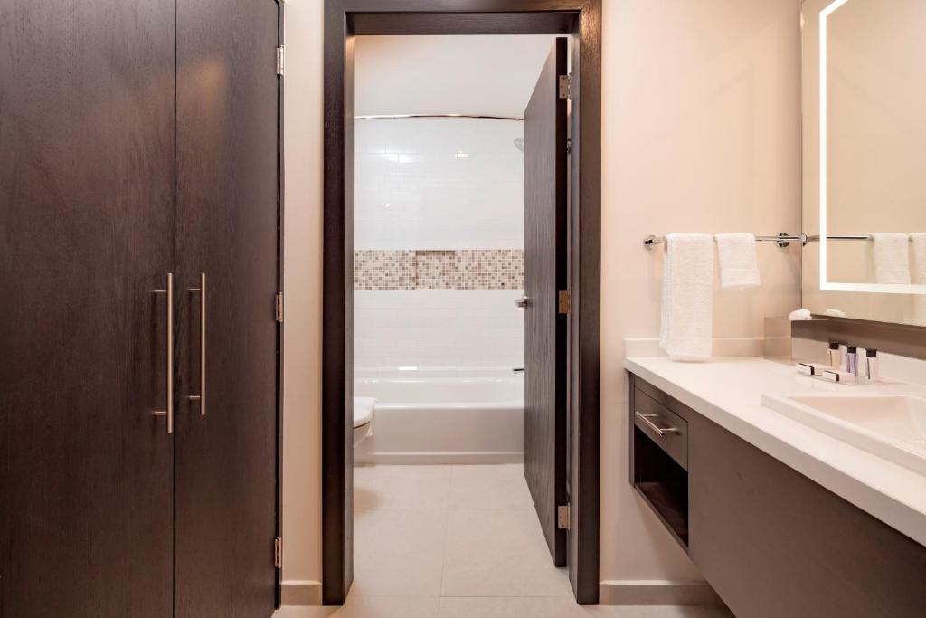 Staybridge Suites Silao by IHG photo 3
