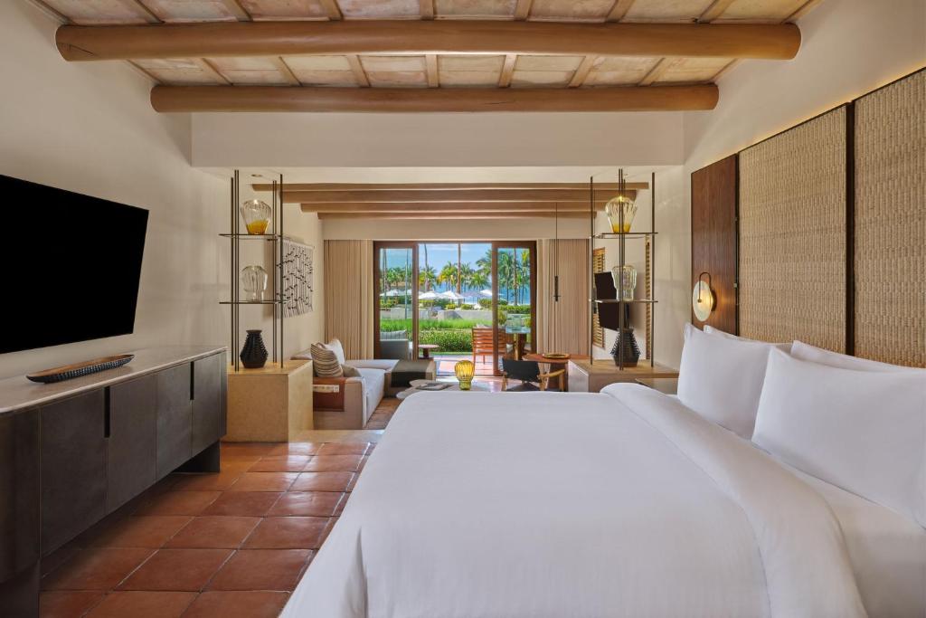 The St. Regis Punta Mita Resort photo 2