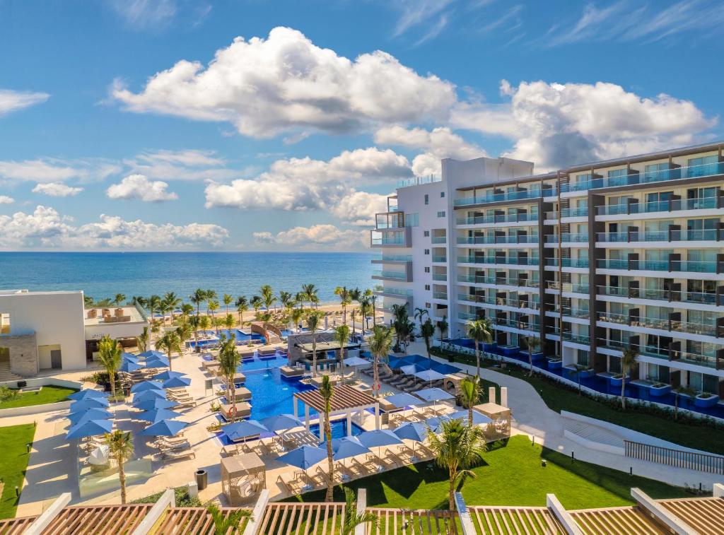 Royalton Splash Riviera Cancun photo 2