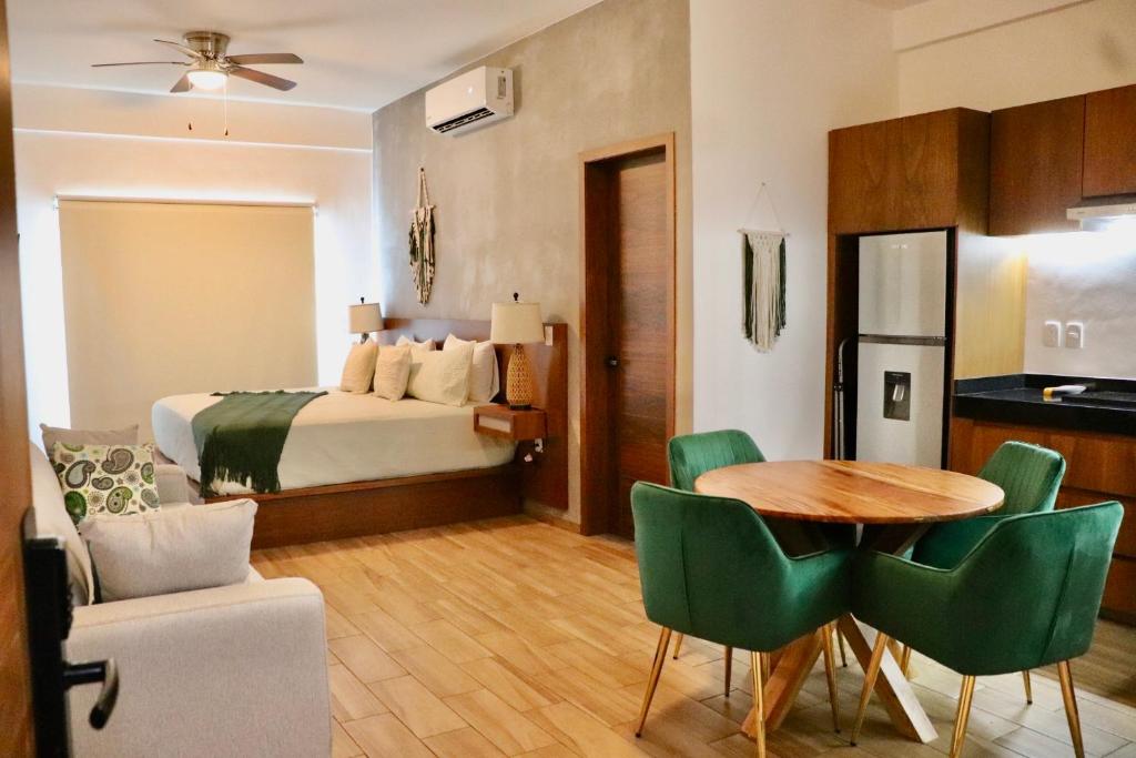 Sunset Kin Beach Apartments photo 2