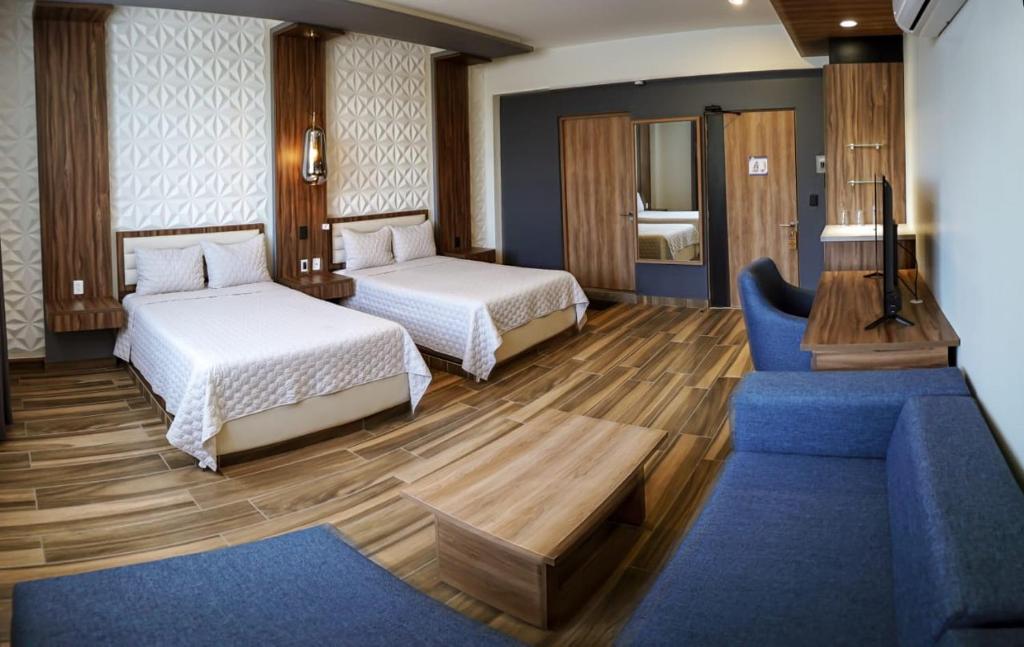 Hotel San Carlos photo 2