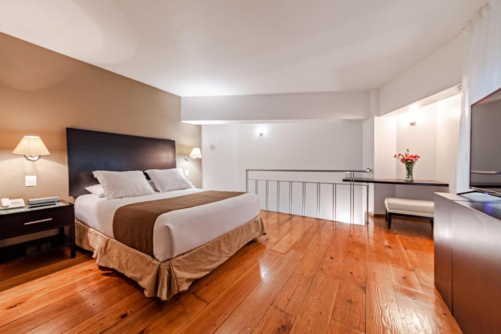 Suites Teca Once — photo 1