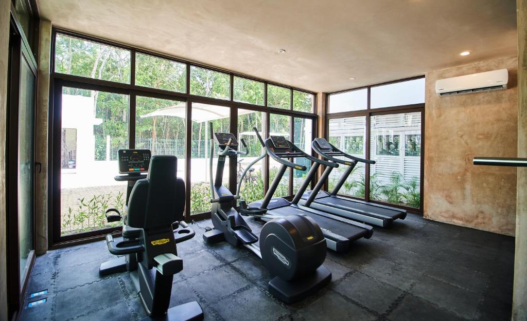 Best Condo with 2 Pools photo 2