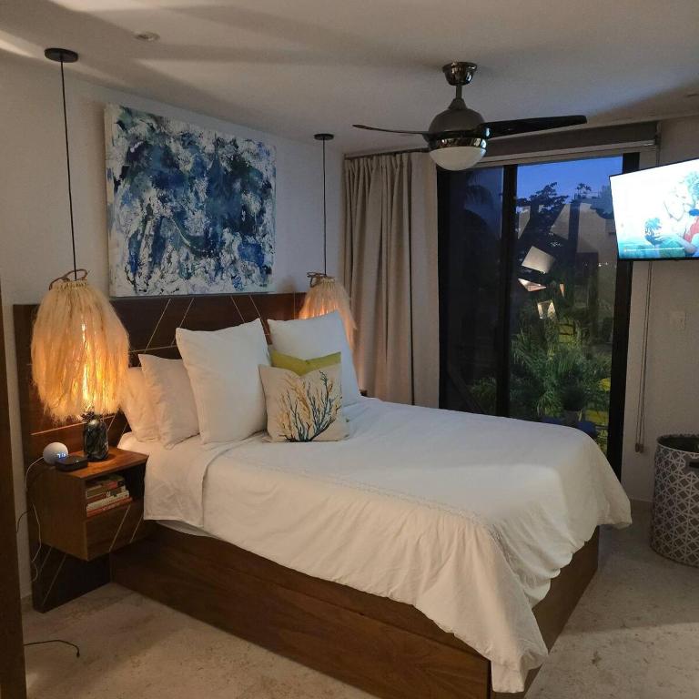 Sophia's Beach House at Emiliano 42 photo 2