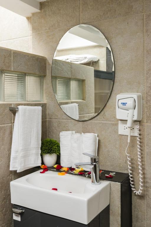 Suite Studio Serviced Apartments photo 3