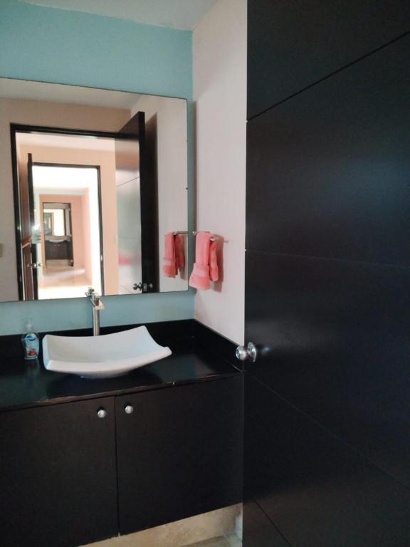 Perfectly located spacious apartment with 2 balconies photo 3